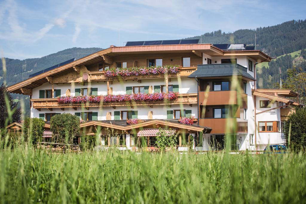 Fruehstueckspension Tannenhof Kirchberg in Tirol Exteriör bild