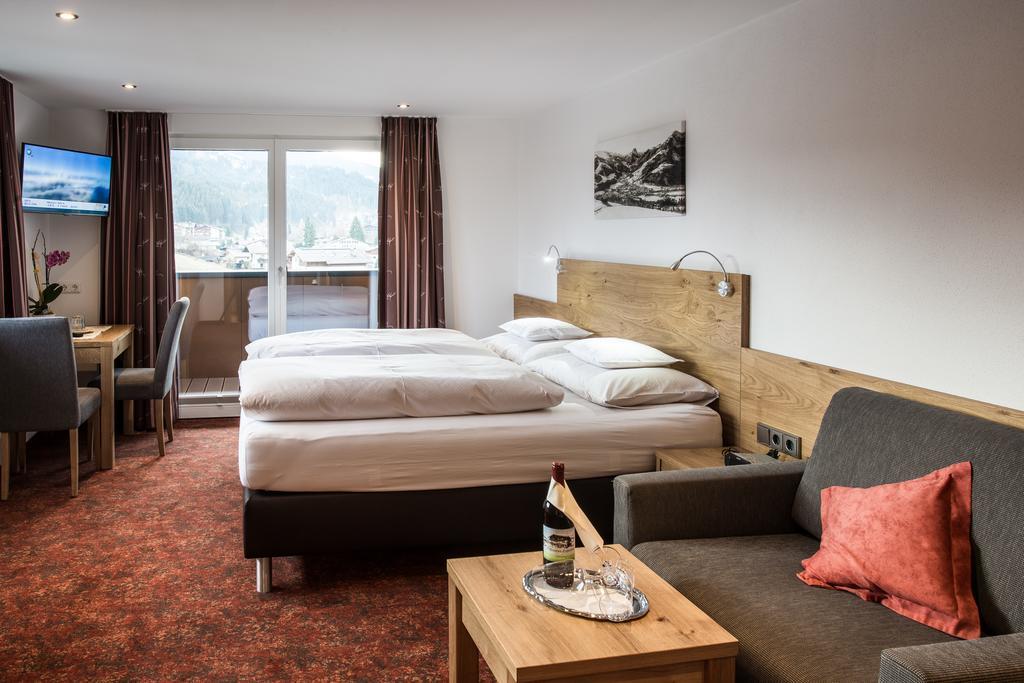 Fruehstueckspension Tannenhof Kirchberg in Tirol Exteriör bild